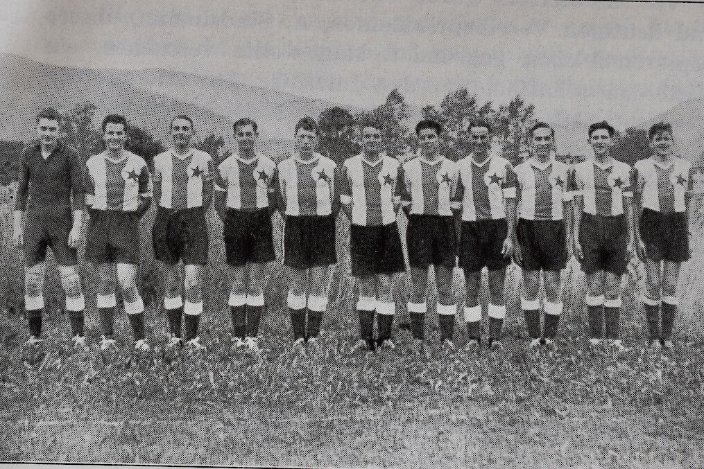 Junioren Kat. A Saison 1944/45 (Foto aus Jubiläumsschrift im Stadtarchiv Zürich)