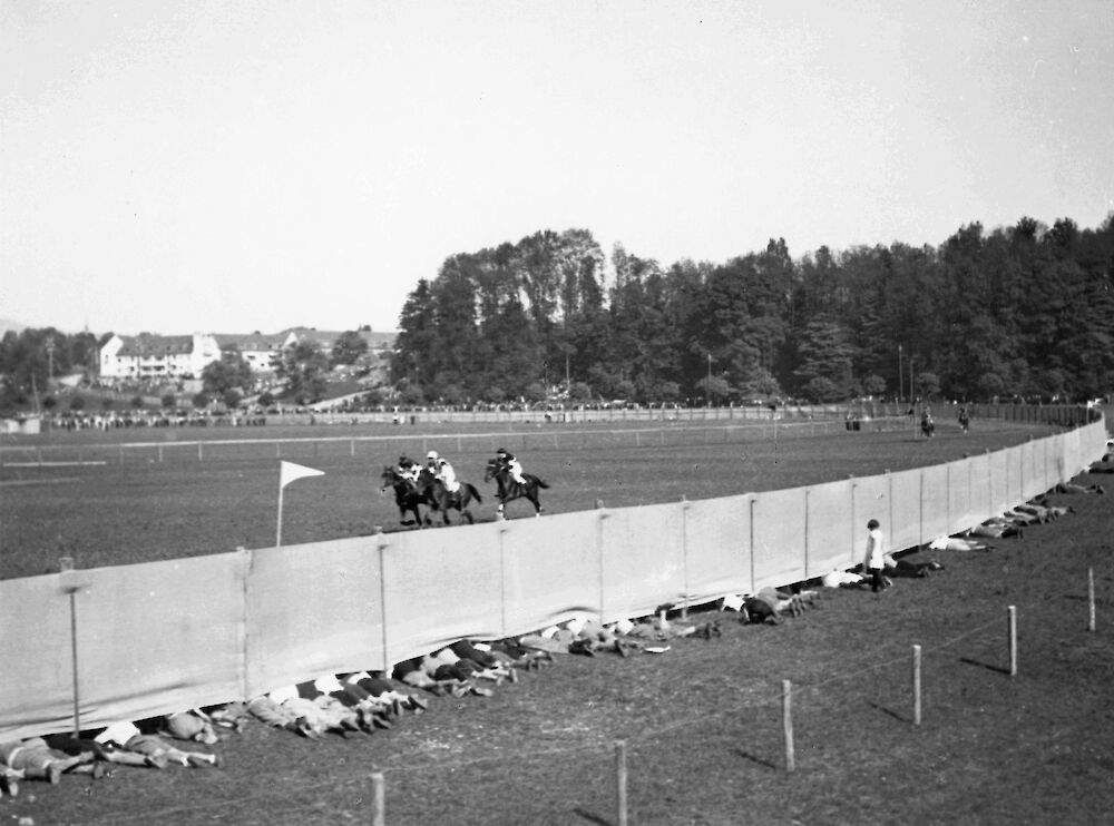 Pferderennen (Foto: Gottfried Gloor, BAZ)