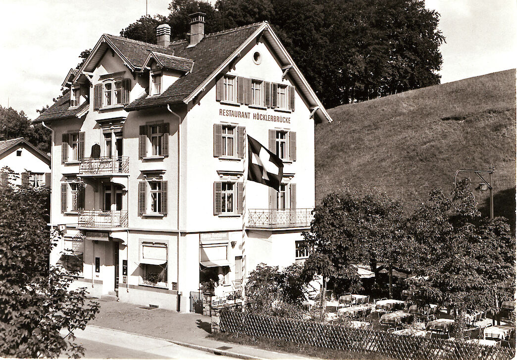 Das Restaurant Höcklerbrücke musste dem Autobahnbau weichen: (Foto: BAZ)